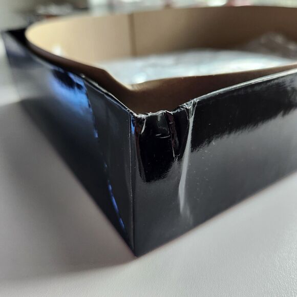 Aquarius Fender Stratocaster 2-Sided Guitar Shaped 600 Pc Puzzle BOX DAMAGE - Picture 9 of 14